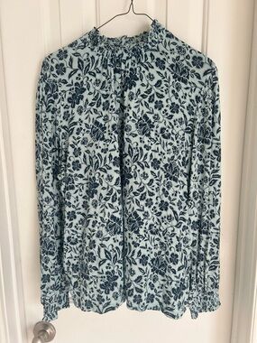 Ann Taylor Mint Green and Navy Floral Smocked Top